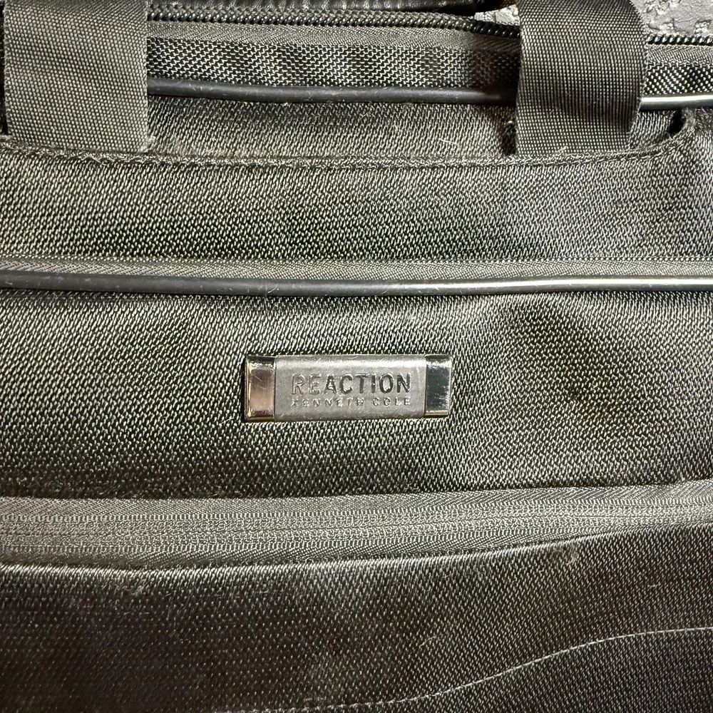 Kenneth Cole Reaction EZ-Scan 538455 Black Ballistic‎ Nylon Briefcase Mens OS